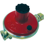Regolatore gas gpl bp taratura variabile interna kg/h 10 mbar 30/60 + portagomma gpl