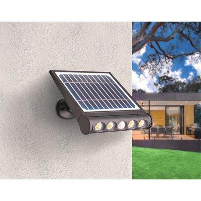 7400927.jpg Proiettore led solare genius century volt 3,7 ah 4 w 8 nat ln 950 ip65 + sensore - immagine 1