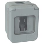 Involucro a parete + portella ip44 marlanvil posti 1 mm 66x82 h.mm 57 x venus