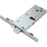Serratura metallo infilare y940 yale b.q inox f.mm 22 f.sagom. trip+scr h.mm 78 e.mm 90