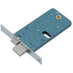 Serratura metallo infilare 370 omec b.q nich f.mm 16 f.ovale m3+scr h.mm 78 e.mm 60